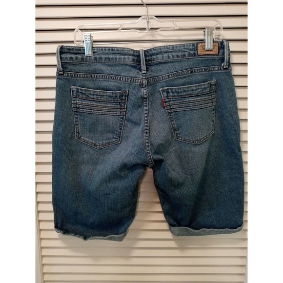 Levi's 545 Size 8 Shorts Blue Jean Denim Bermuda Cotton Womens Cuffed Stretch - Picture 2 of 9